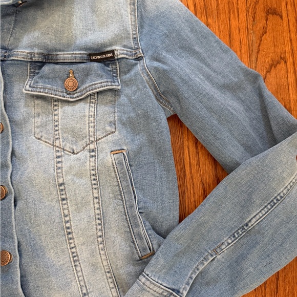 Calvin Klein Jeans
Cotton Frayed Trucker Denim Jacket - Picture 3 of 6